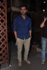 John Abraham date with feamle journalists in Mumbai on 16th Feb 2013 (2).JPG